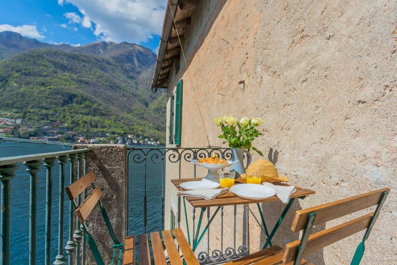 Deriva Apartment On Careno'S Beach By Rent All Como Nesso Bagian luar foto