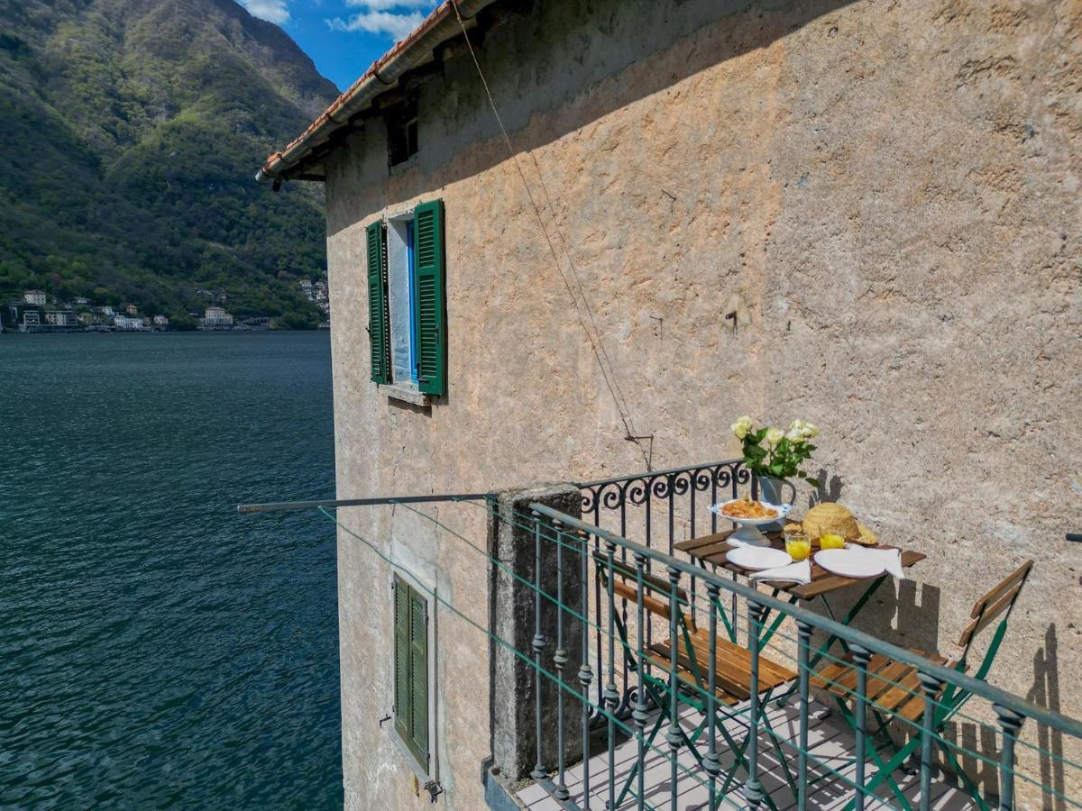 Deriva Apartment On Careno'S Beach By Rent All Como Nesso Bagian luar foto