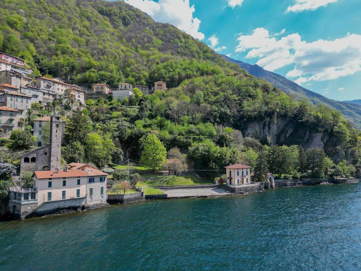 Deriva Apartment On Careno'S Beach By Rent All Como Nesso Bagian luar foto