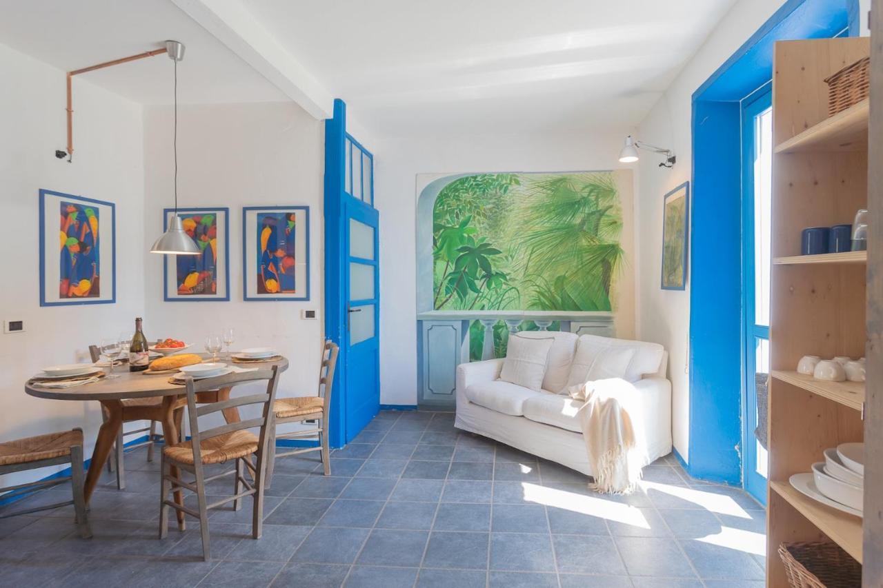 Deriva Apartment On Careno'S Beach By Rent All Como Nesso Bagian luar foto