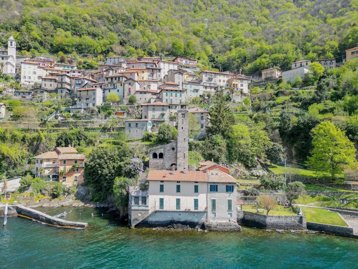 Deriva Apartment On Careno'S Beach By Rent All Como Nesso Bagian luar foto